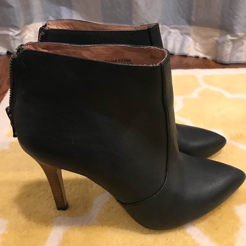 Madewell black booties